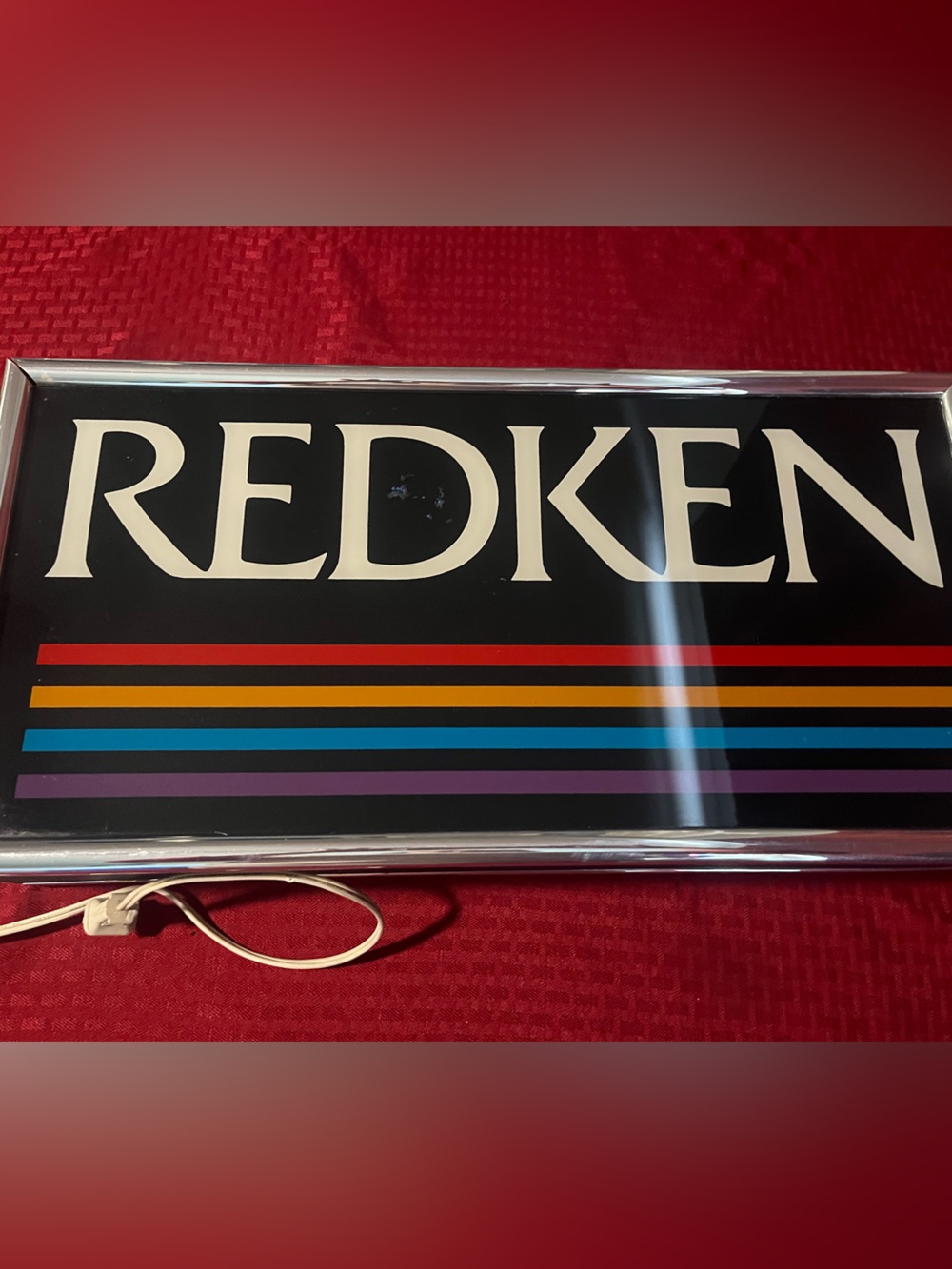Extremely Rare 🌸 Vintage Redken Black Wall Lighted Salon Sign, 20”W x 10”H